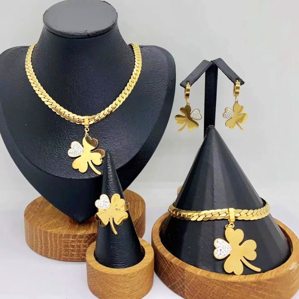 Stainless Steel Gold Electroplated 18K Lucky Clover 4pcs Jewelry Set